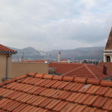 Apartment Jure Trogir Eksteriør billede