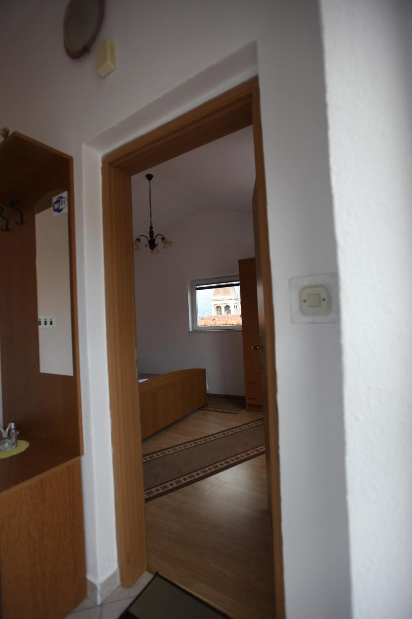Apartment Jure Trogir Eksteriør billede